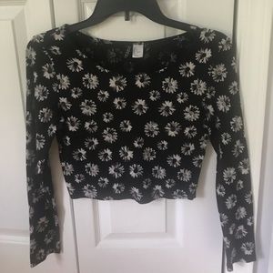 H&M long sleeve floral-print black crop top